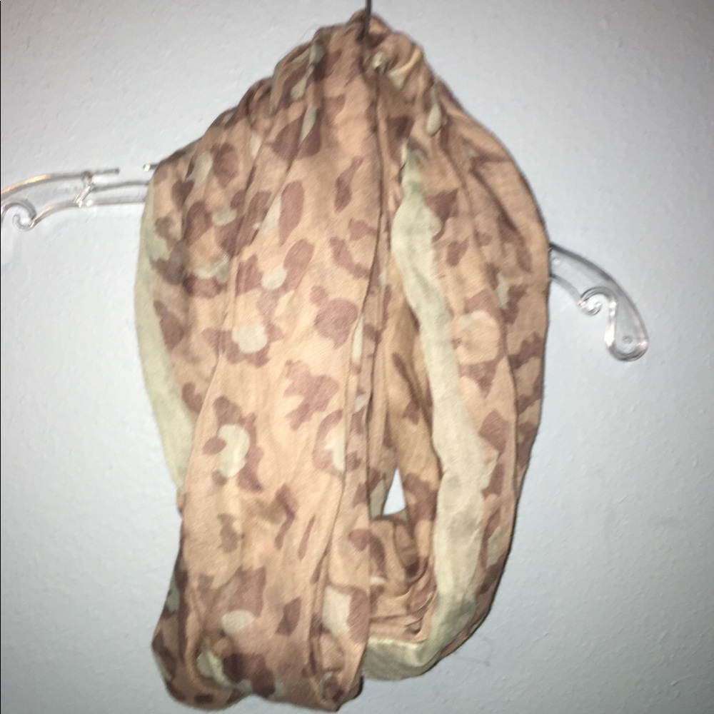 Infinity scarf